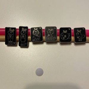 Disney WDW Hidden Mickey Family Pin Lot With Mouse Ears Decals Fish Chick Dog